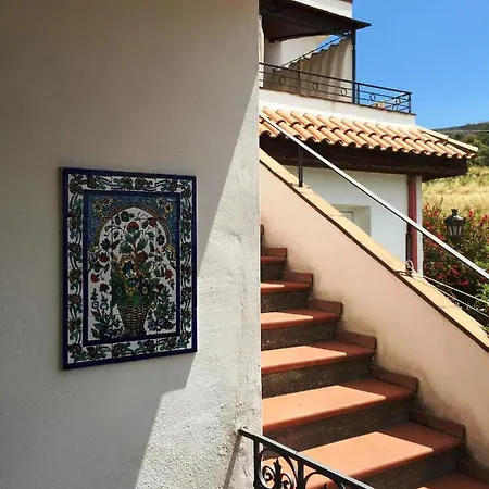 Bed & Breakfast Terre Di Sicilia 3*