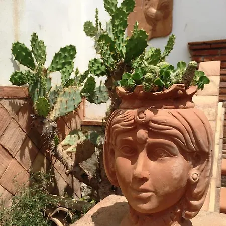 Oda ve Kahvaltı Terre Di Sicilia