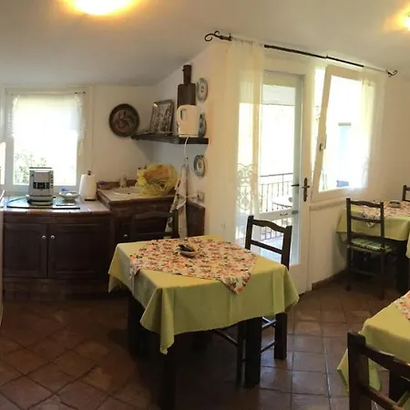 Terre Di Sicilia Oda ve Kahvaltı Giardini Naxos